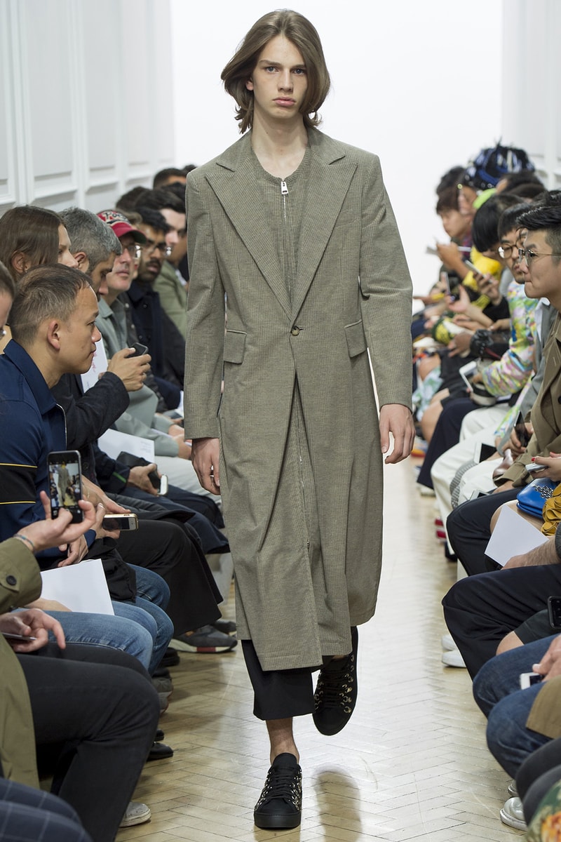 J. W. Anderson Spring Summer 2017 Menswear Collection