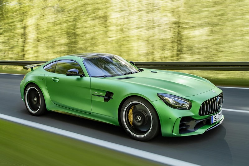 Green Mercedes-AMG GT R