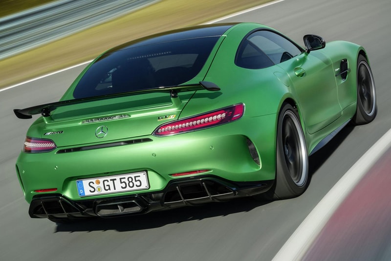 Green Mercedes-AMG GT R