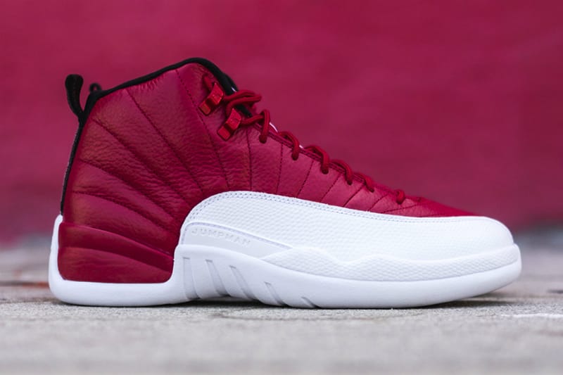 gym red jordan 12s