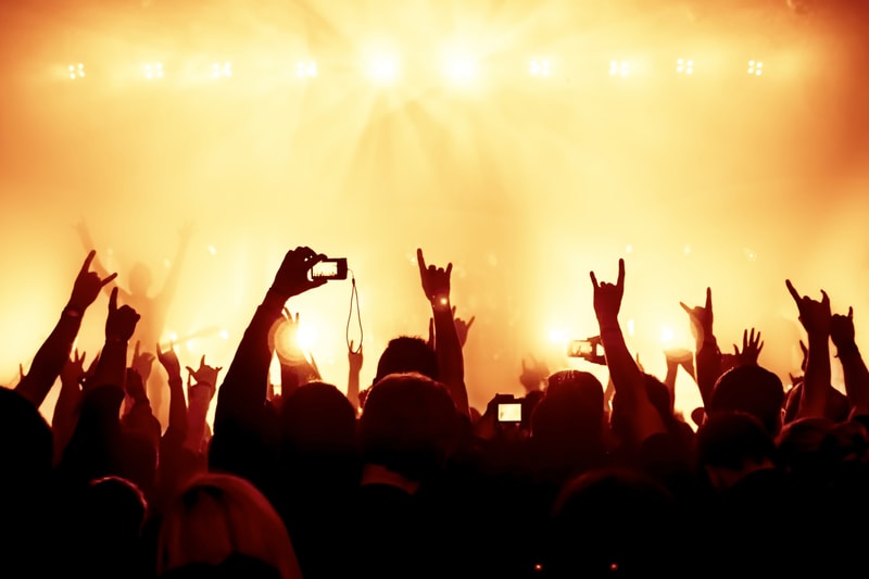 Apple patent, snapping, concerts