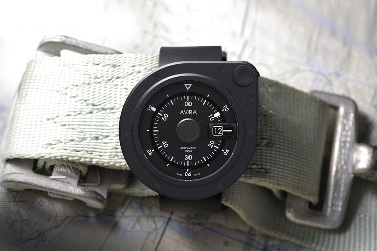 The AVRA 1-Hundred Watch Wraps a Second Display Around Its Bezel