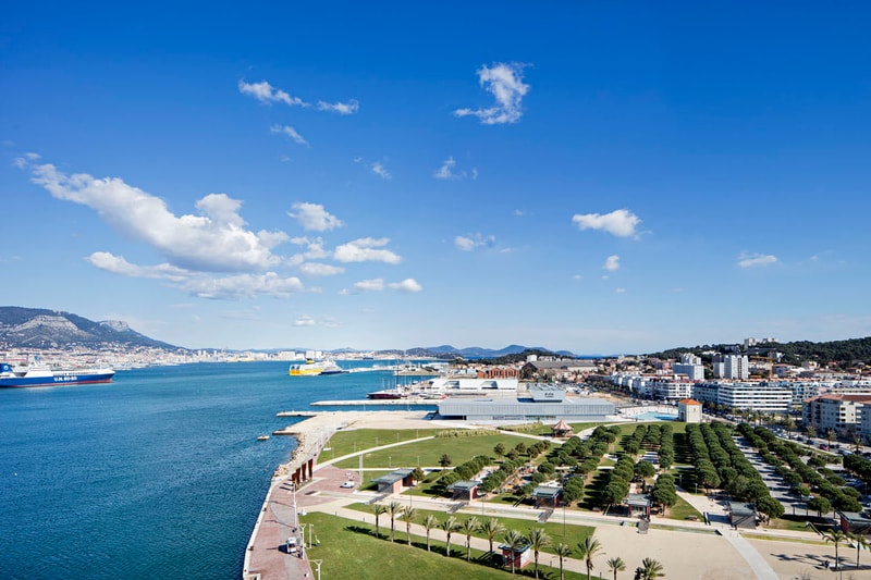 Casino La Seyne by DATA[architectes]