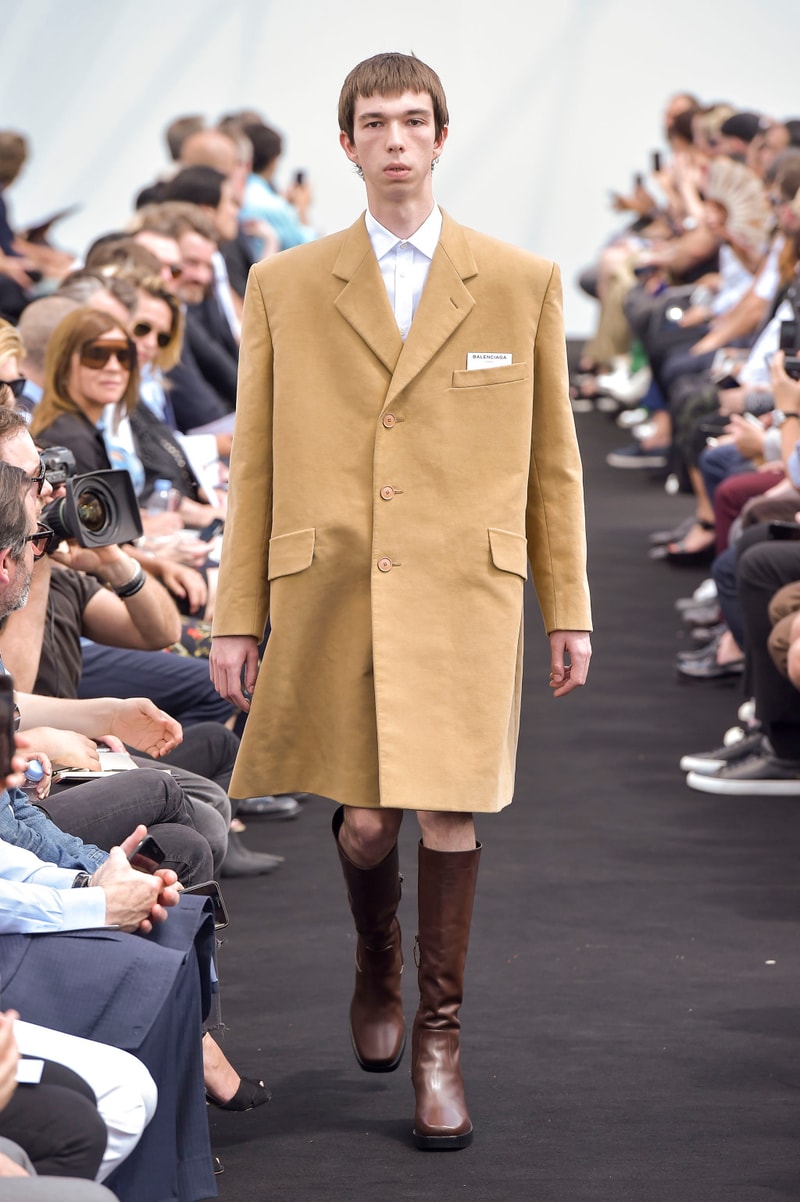 Demna Gvasalia's Balenciaga 2017 Spring/Summer Collection