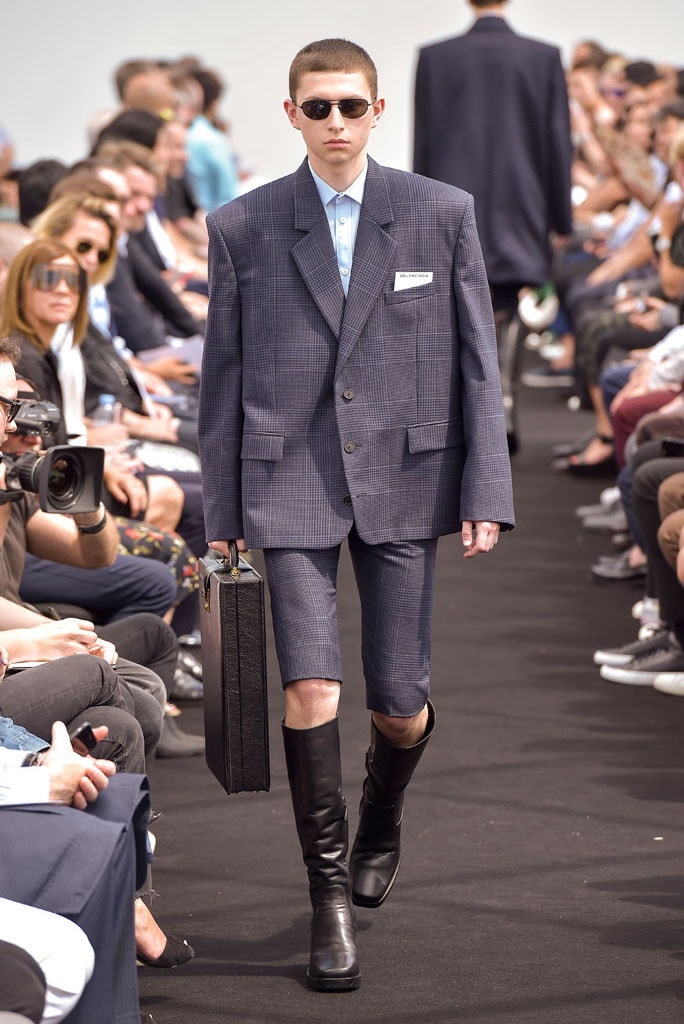 Demna Gvasalia's Balenciaga 2017 Spring/Summer Collection