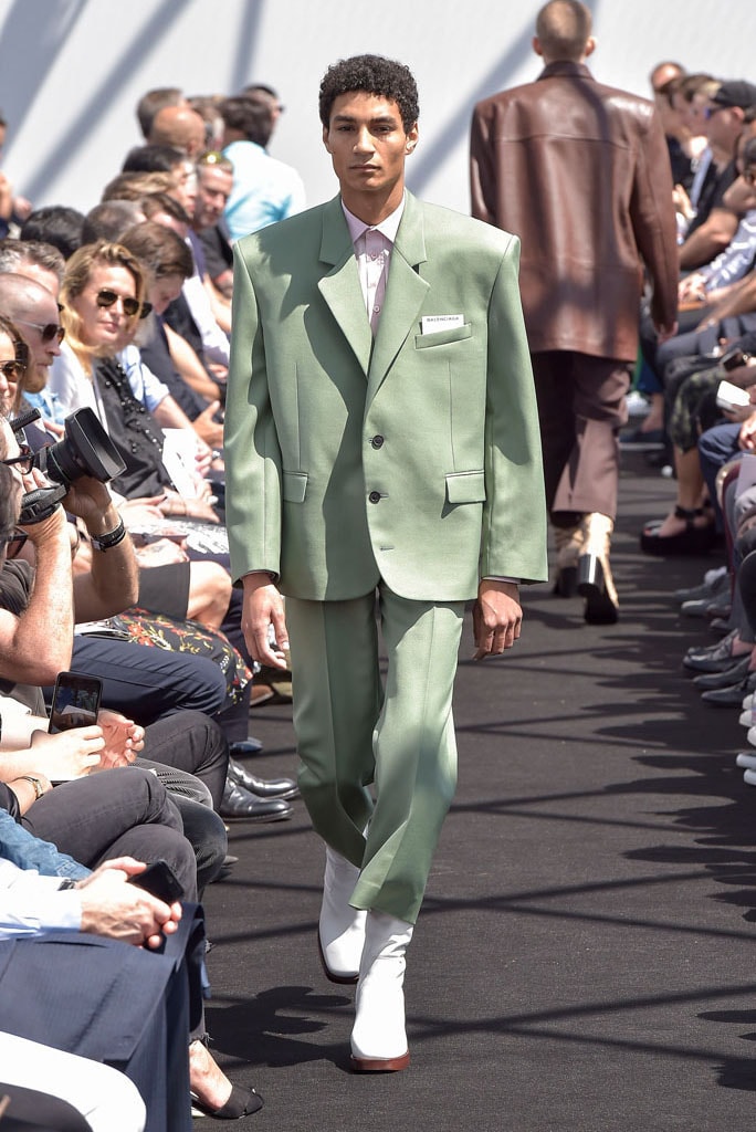 Demna Gvasalia's Balenciaga 2017 Spring/Summer Collection