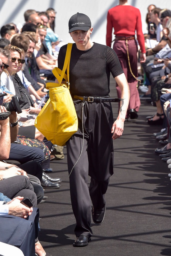 Demna Gvasalia's Balenciaga 2017 Spring/Summer Collection