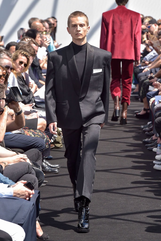 Demna Gvasalia's Balenciaga 2017 Spring/Summer Collection