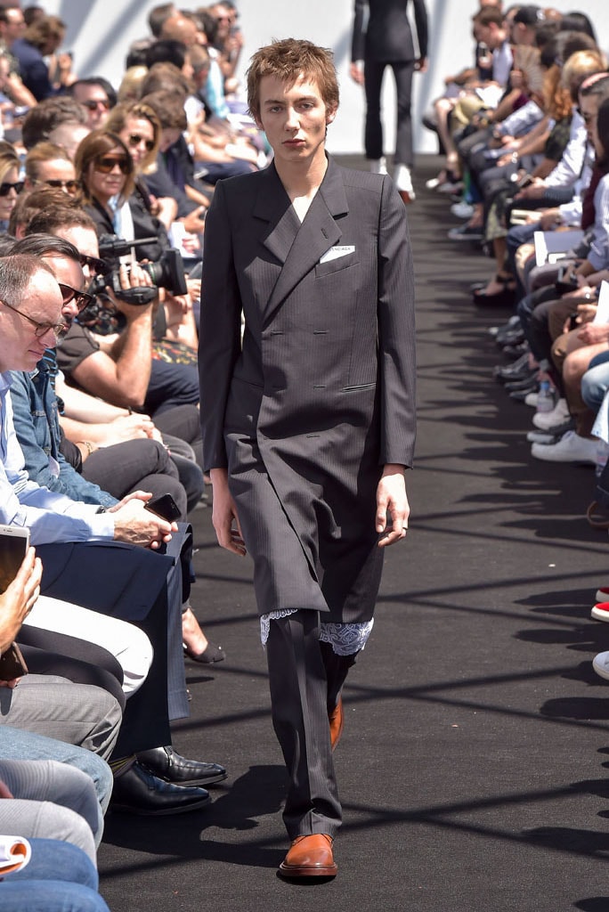 Demna Gvasalia's Balenciaga 2017 Spring/Summer Collection
