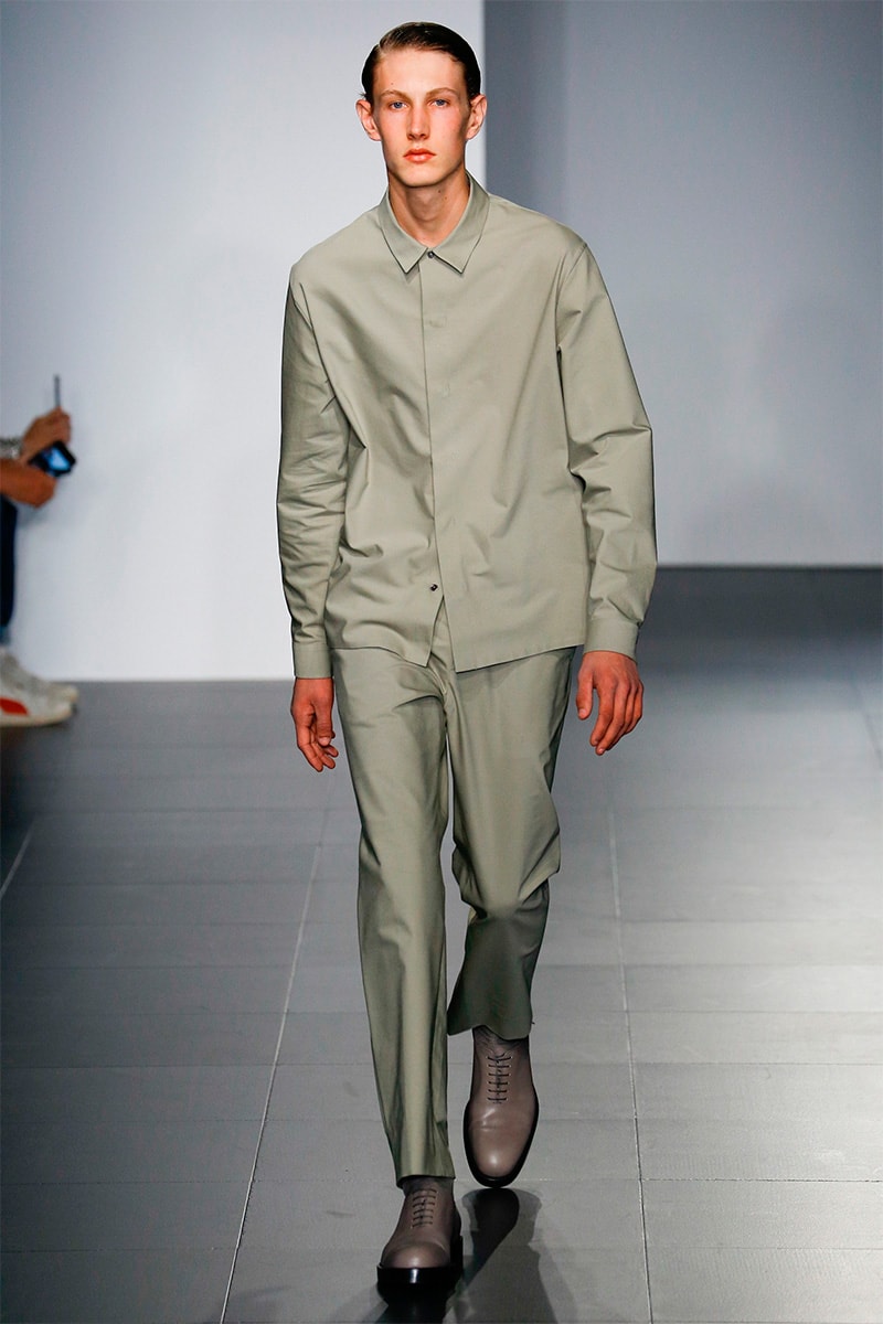 Jil Sander Unveils Men's 2017 Spring Collection