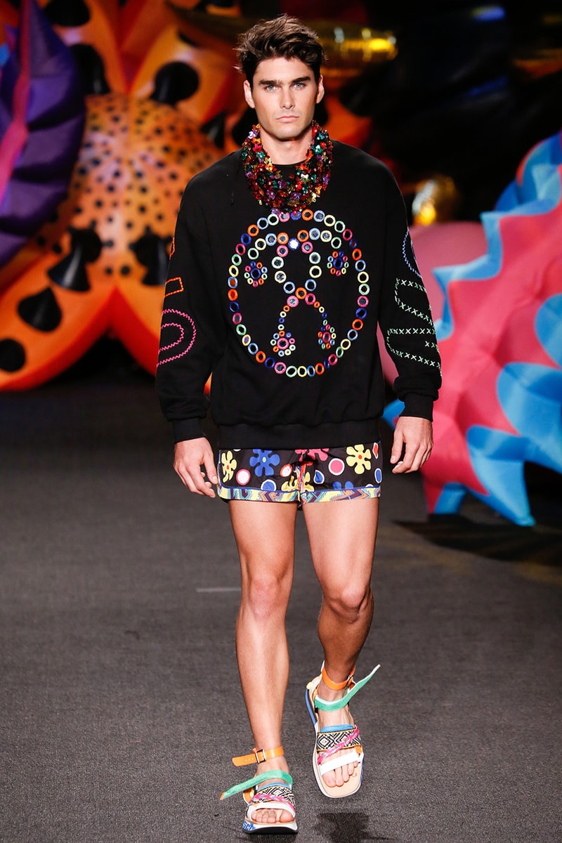 Moschino Jeremy Scott 2017 Spring/Summer Collection
