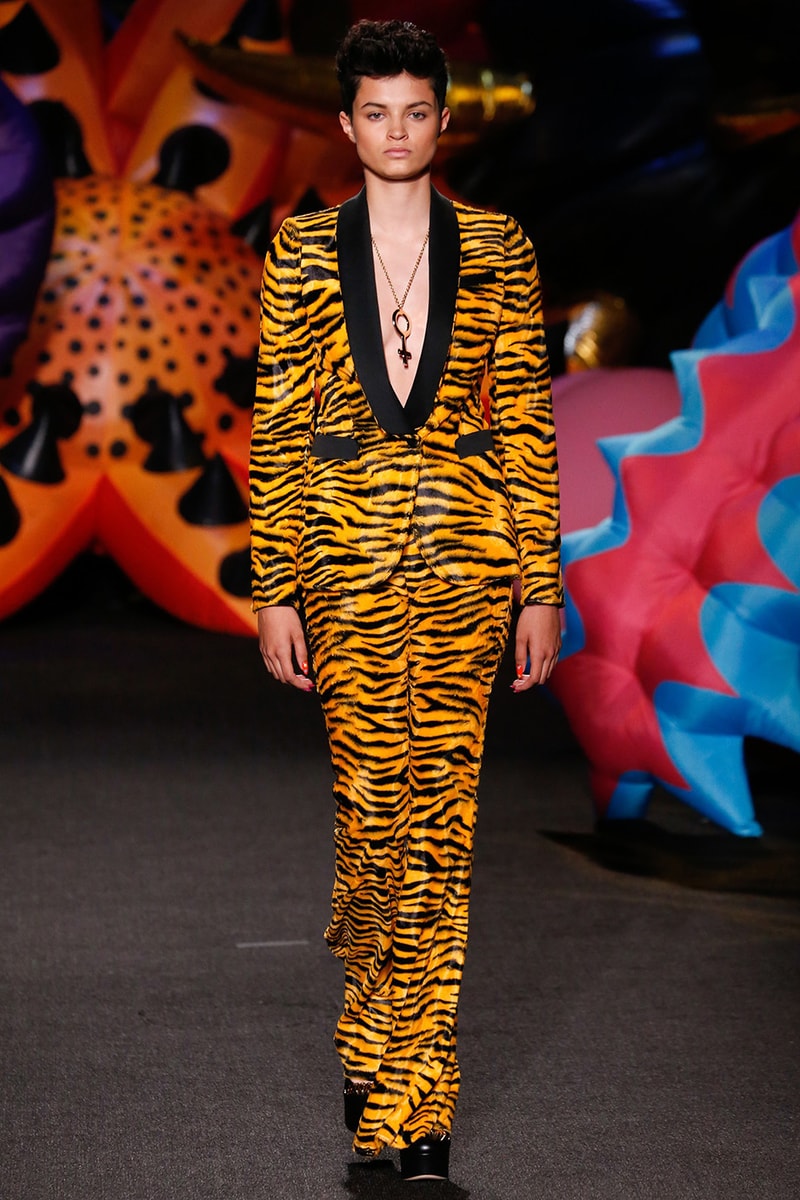 Moschino Jeremy Scott 2017 Spring/Summer Collection