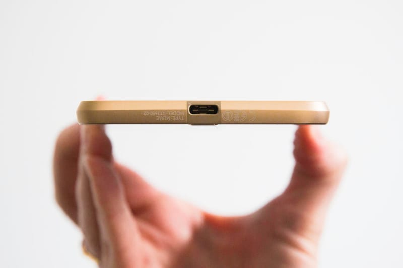 Motorola's 2016 Flagship Phone to Completely Remove the Headphone Jack