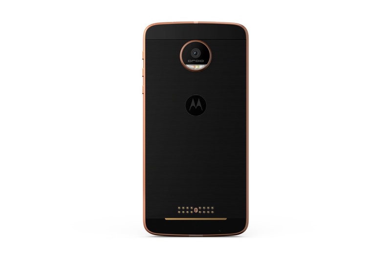 Motorola Moto Z Completely Removes Headphone Jack