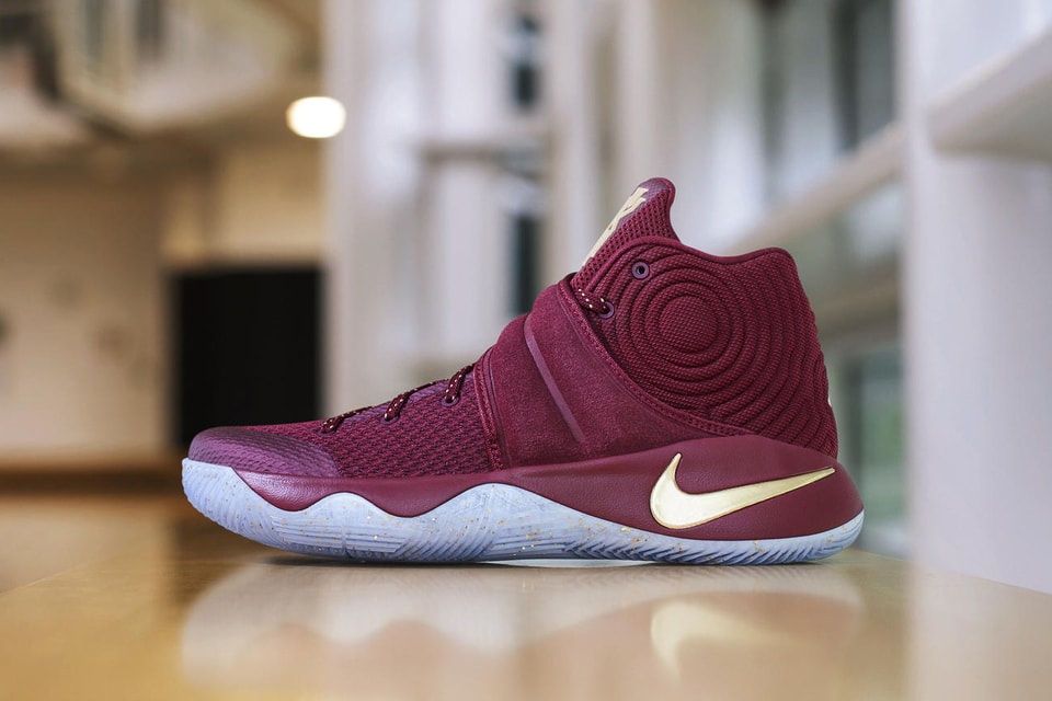 Nike kyrie 2 maroon Clearance
