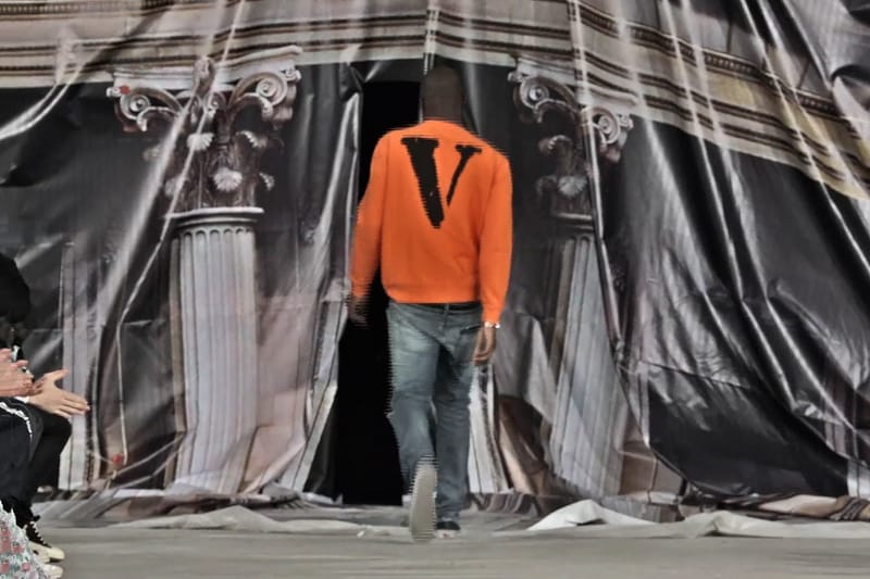 Watch Off-White™'s 2017 Spring/Summer "Mirror Mirror" Runway Video