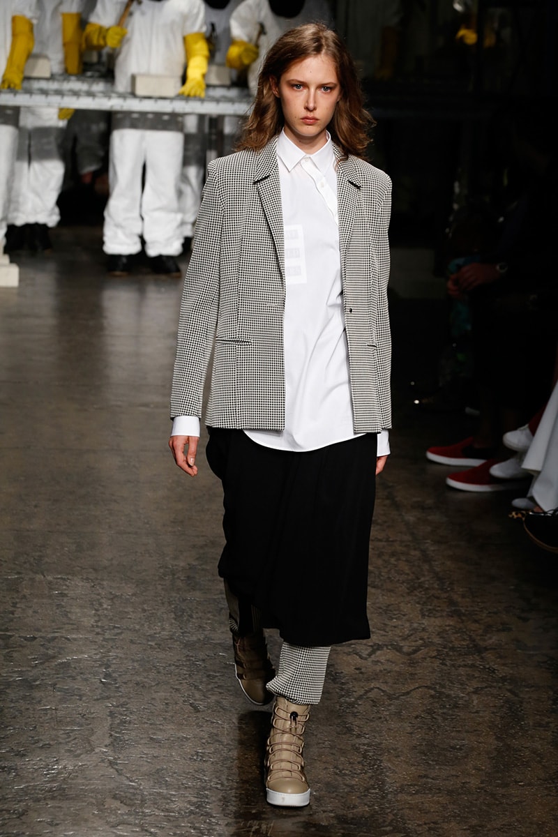 Public School NYC Menswear 2017 Spring Summer Womenswear Resort Runway