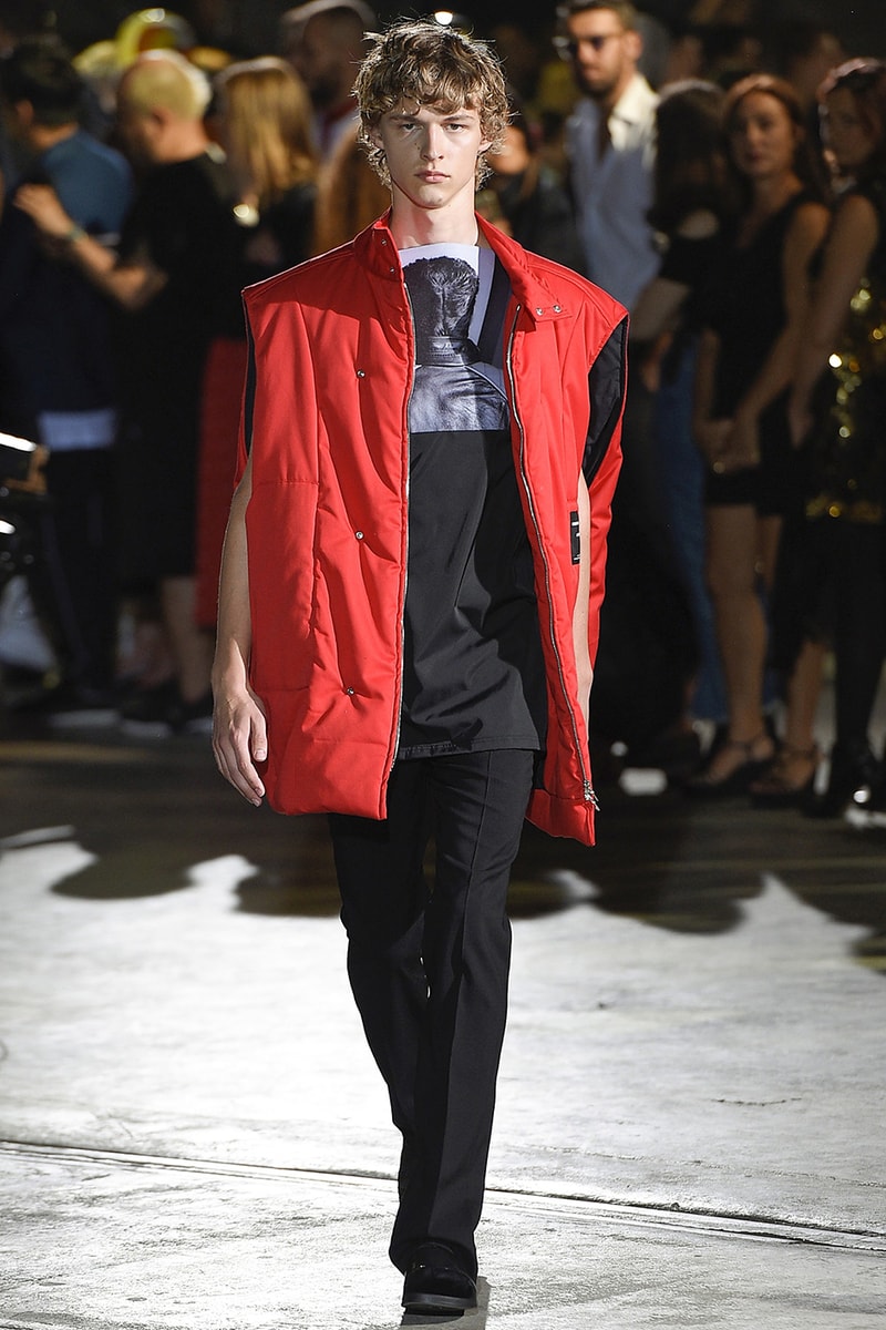 Raf Simons 2017 Spring/Summer Collection