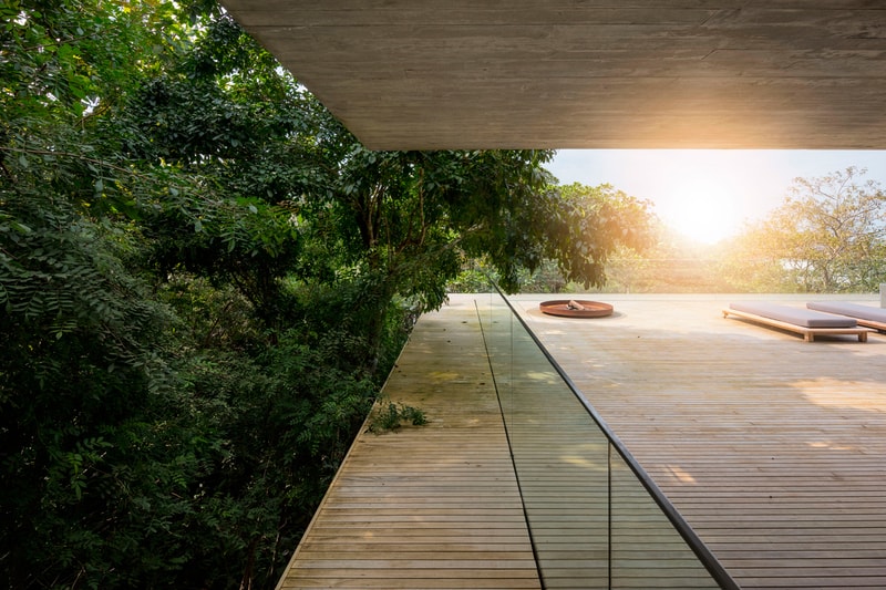 Studio MK27's Casa Na Mata
