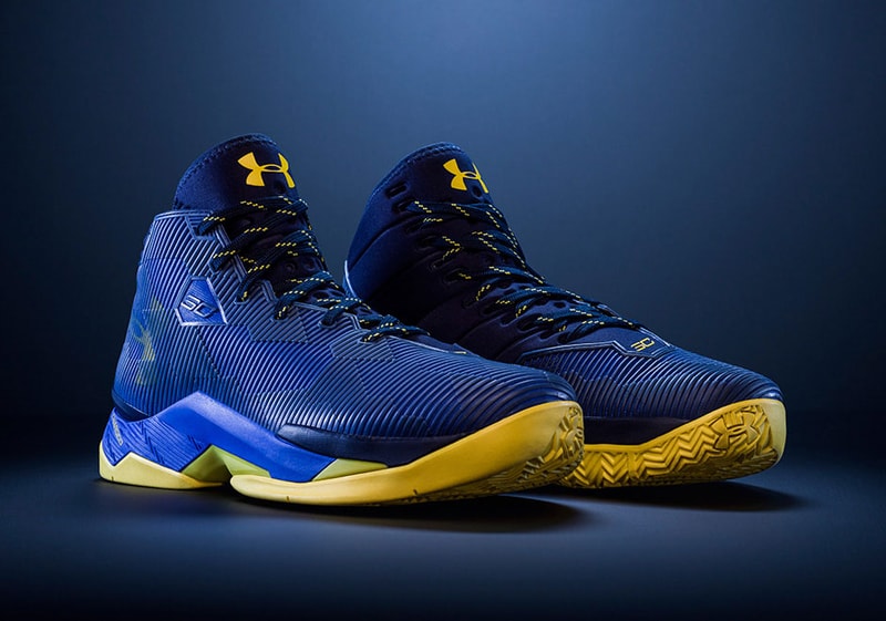 Under Armour Steph Curry 2.5 Dub Nation Sneaker