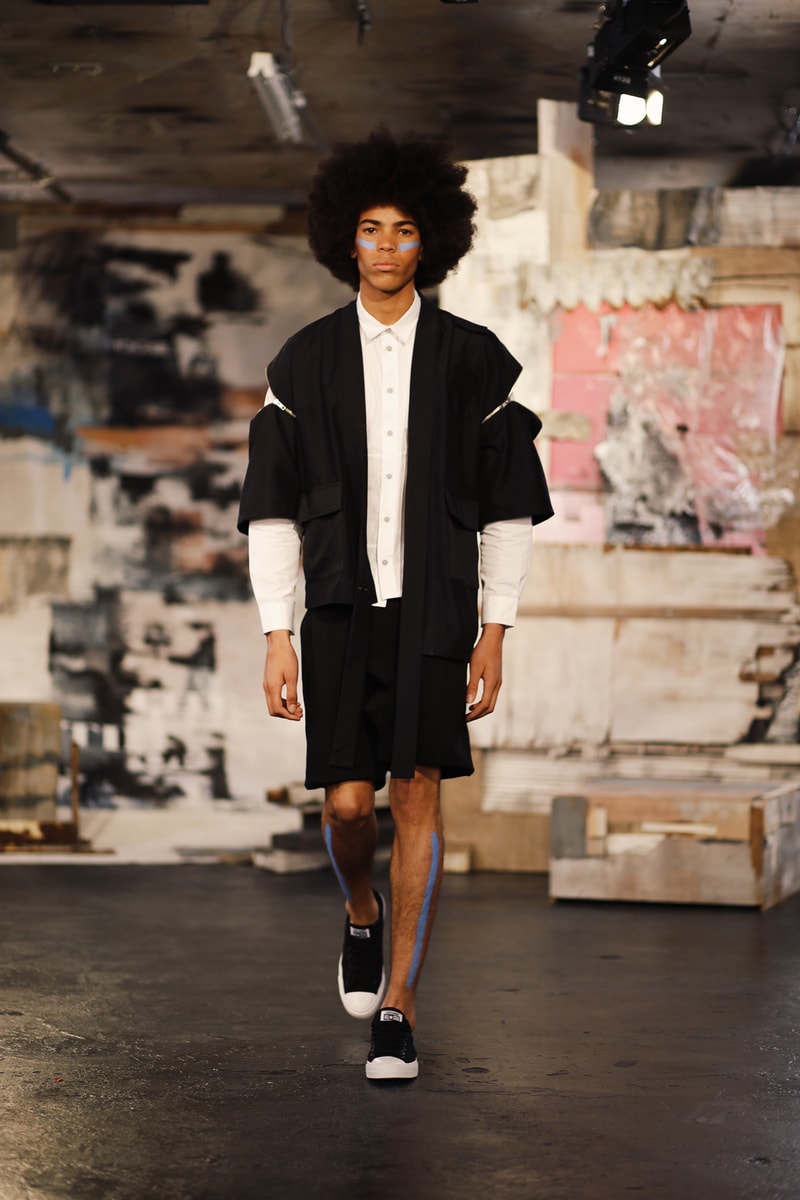 Tourne de Transmission 2017 Spring/Summer Collection