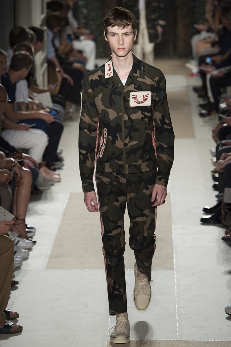 Valentino 2017 Spring/Summer Menswear Collection