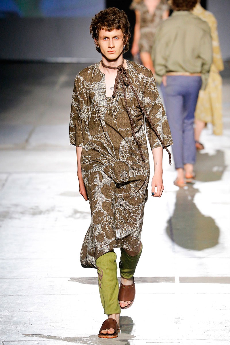 Vivienne Westwood Spring Summer 2017 Addresses Julian Assange