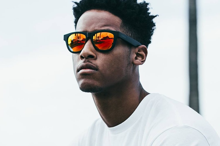 These Sunglasses Cleverly Disguise a Pair of Bone-Conducting Speakers