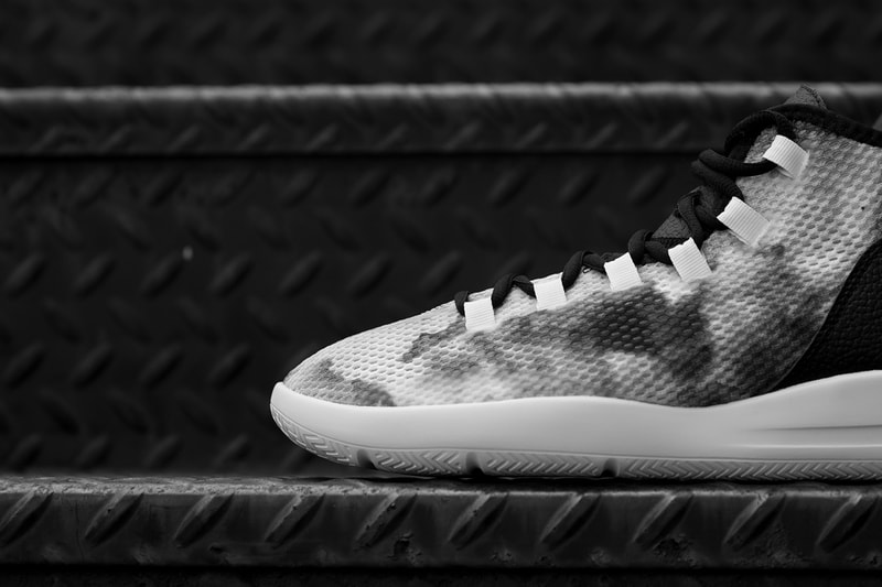 Air Jordan Reveal Premium Black/White Smoke