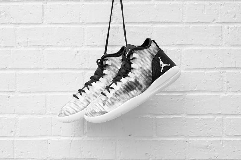 Air Jordan Reveal Premium Black/White Smoke