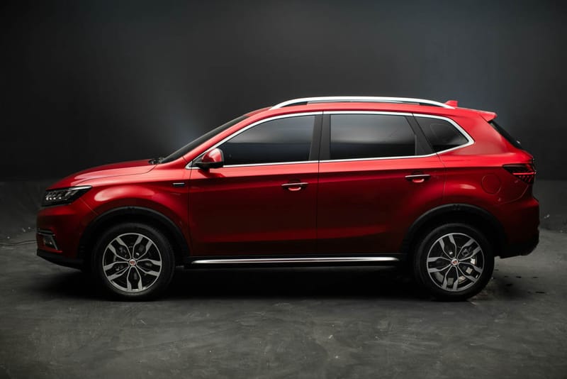 Alibaba Unveils Its RX5 Smart Car