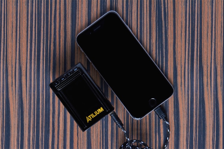 ATILIUM's Power Bank Looks Like a Pager From the '90s