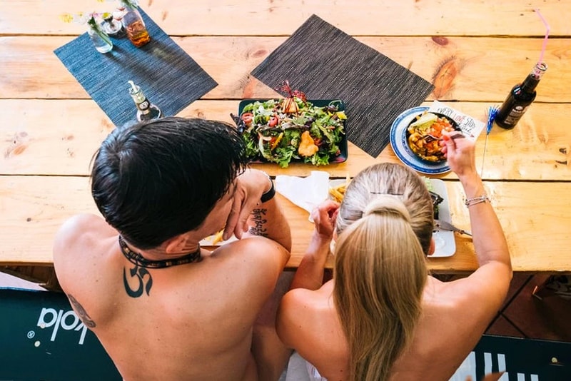 Berlin Restaurant Offering Free Meal to Naked People