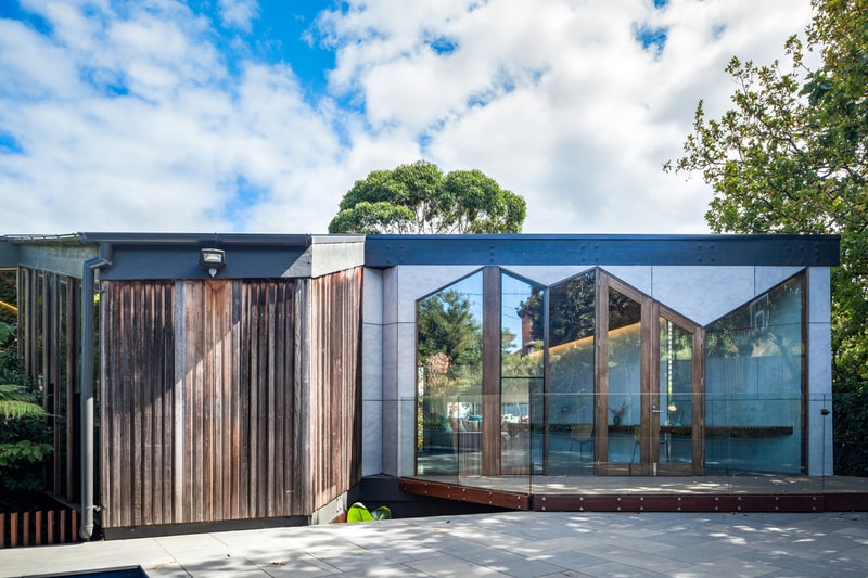 The Chamfer House by Mihaly Slocombe Architect