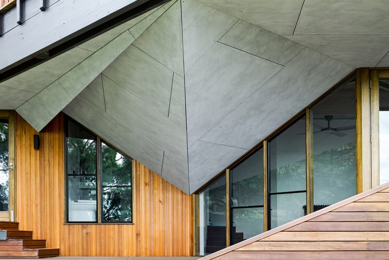 The Chamfer House by Mihaly Slocombe Architect