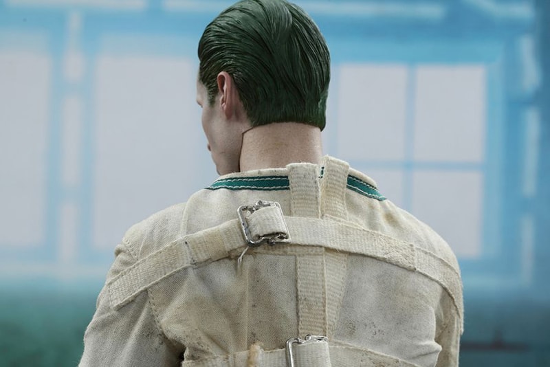 Hot Toys Suicide Squad Joker Figure