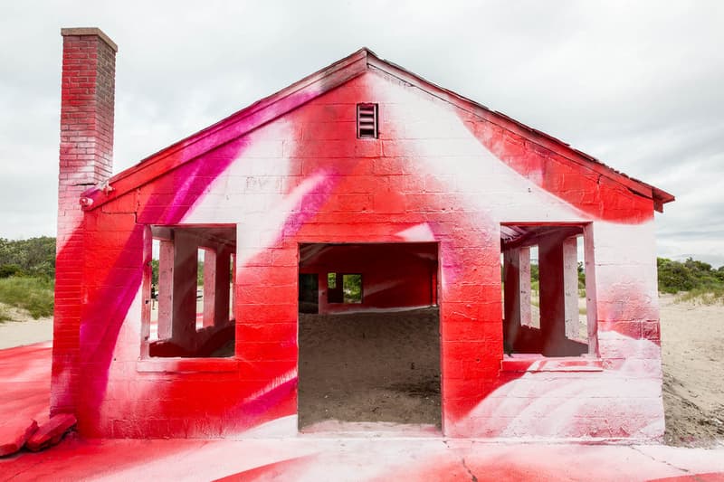 Katharina Grosse's "Rockaway!" Installation