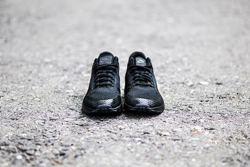 Nike Air Max 1 Ultra Flyknit Triple-Black Colorway