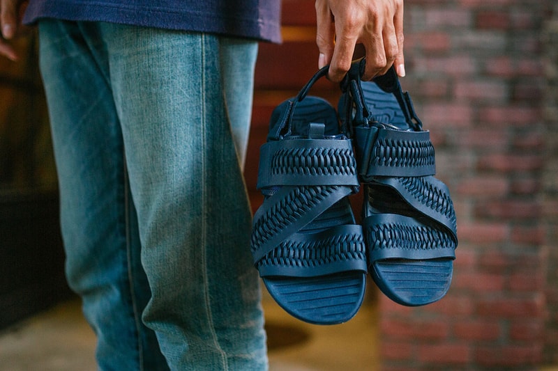 Nike Air Solarsoft ZigZag Sandal Woven