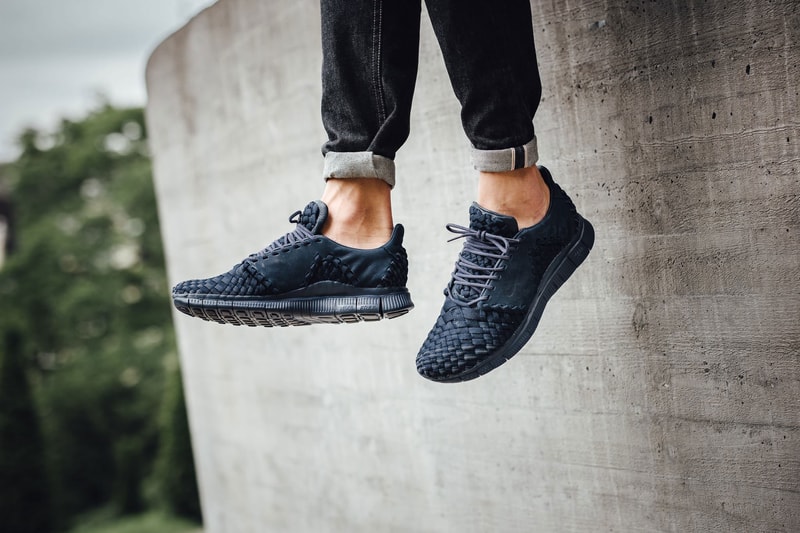 Nike Free Inneva Woven 2 in Obsidian Sneaker
