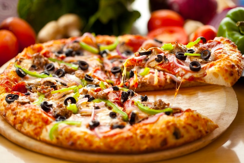 Pizza Hut Order with Emojis