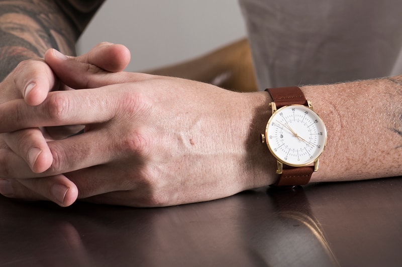 squarestreet PLANO Watch
