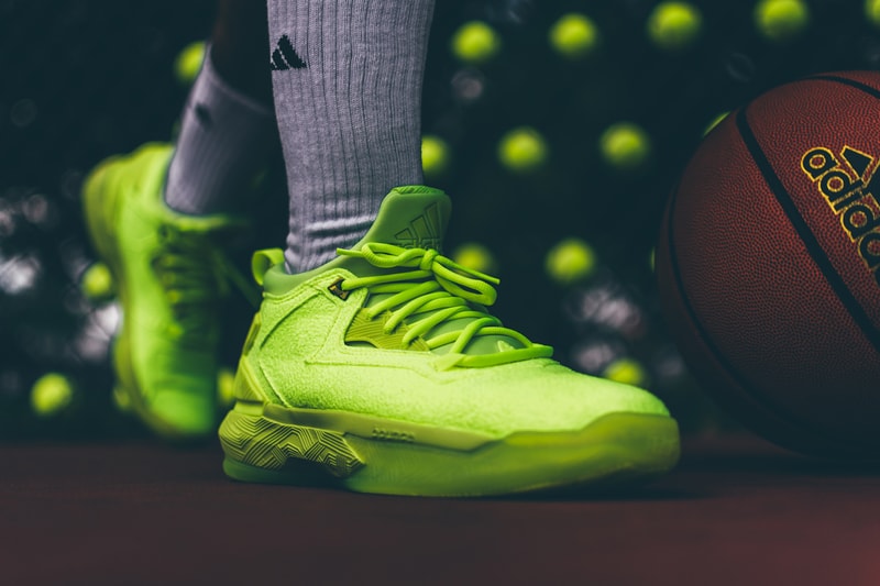 adidas D Lillard 2 Tennis Ball