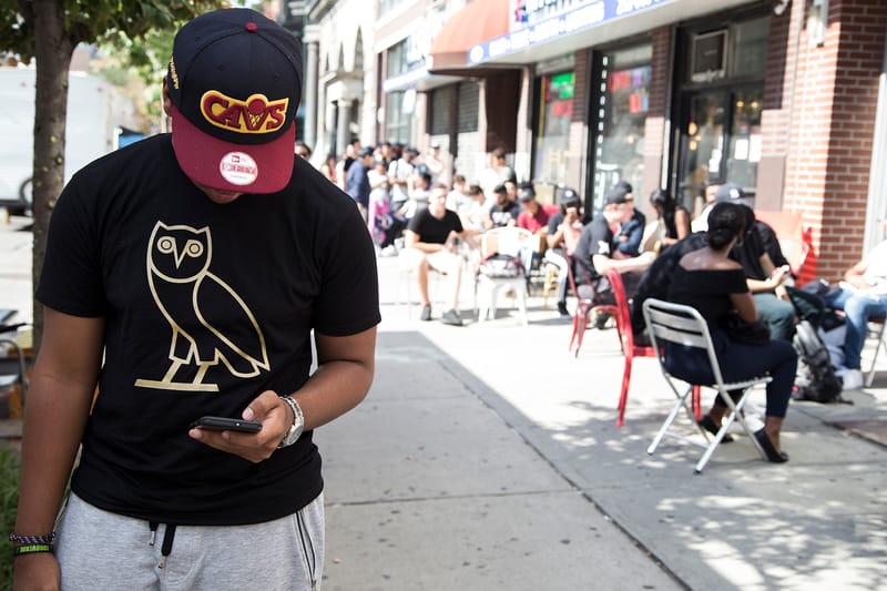 Drake's "Revenge": Summer Sixteen Pop-Up in NYC Attracts the 6 God Fans by the Dozens