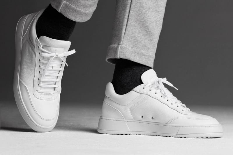 ETQ Amsterdam Surfaces Two Monochrome Alternatives for 2016 Fall/Winter