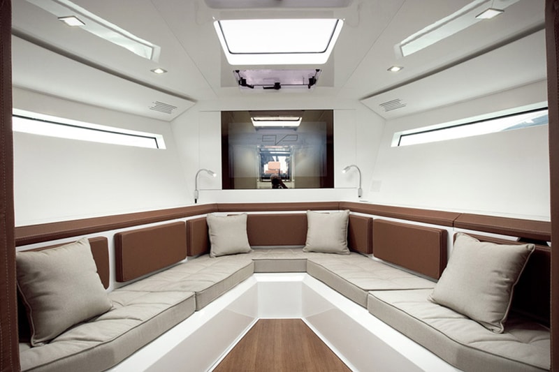 Evo 43 Yacht