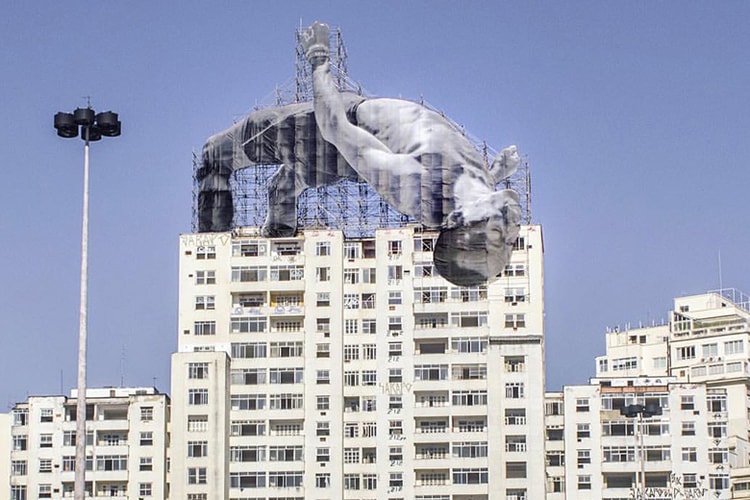 JR Installs Larger-Than-Life Athletic Figures in Rio De Janeiro