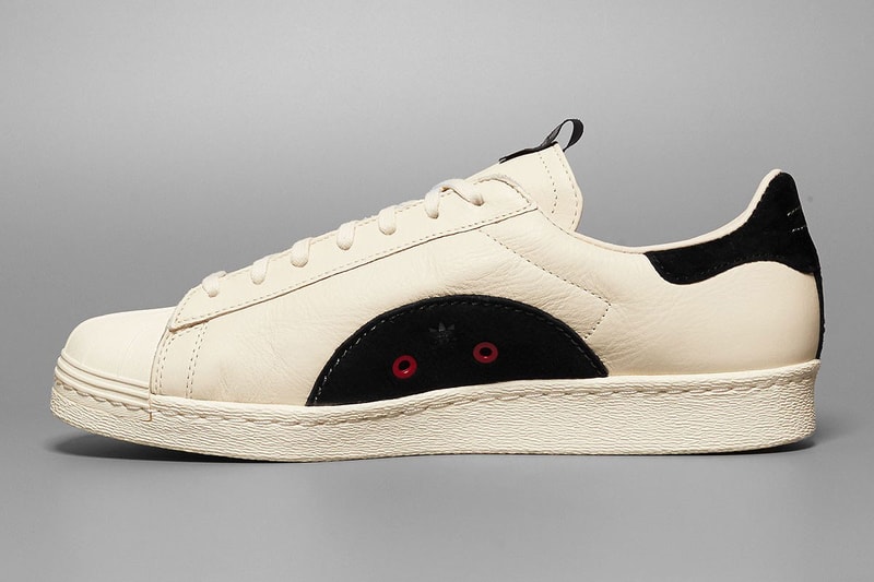 Kasina adidas Originals Superstar "Off White" Sneaker
