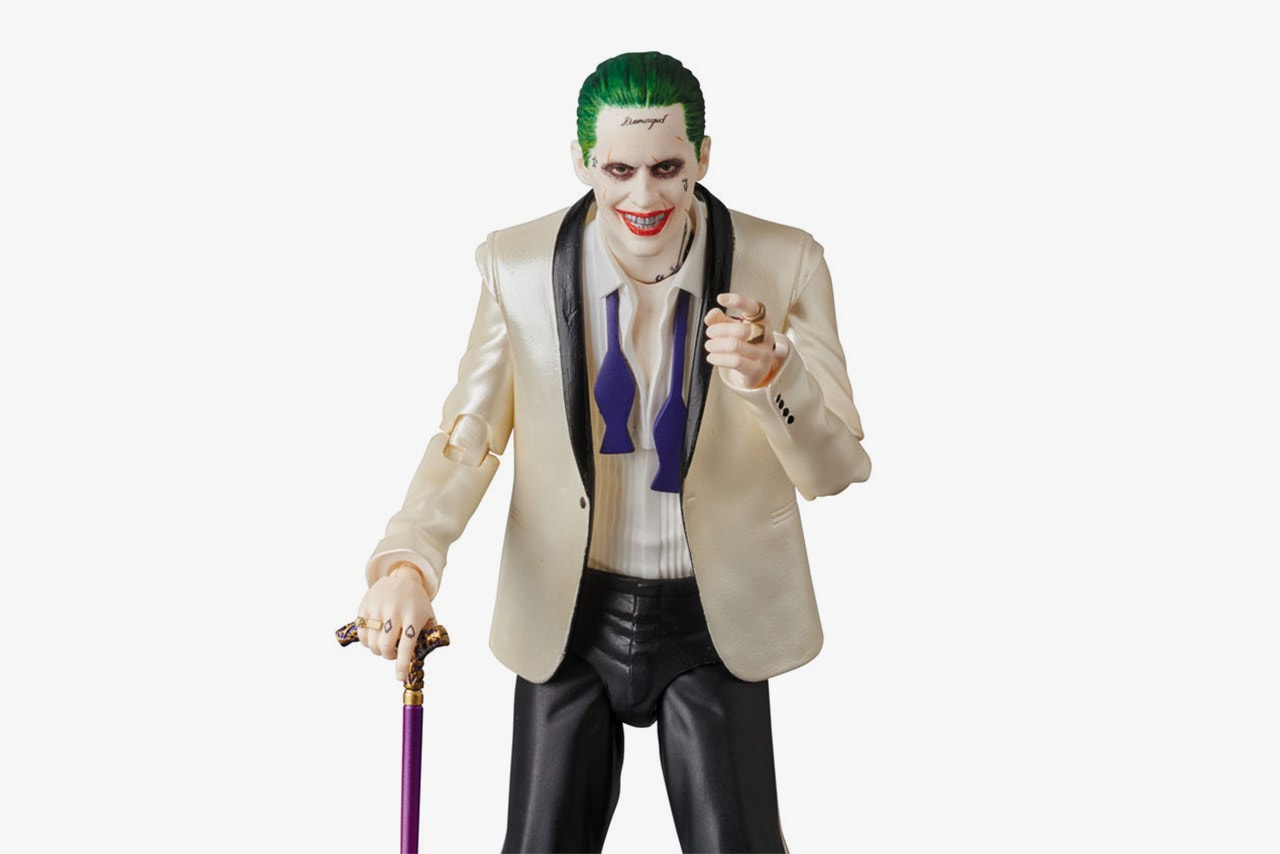 Medicom Toy The Joker "Suit" MAFEX Figurine white suit jared leto japanese toy doll collectors item insane asylum jacket