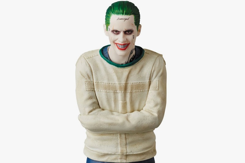 Medicom Toy The Joker "Suit" MAFEX Figurine white suit jared leto japanese toy doll collectors item insane asylum jacket